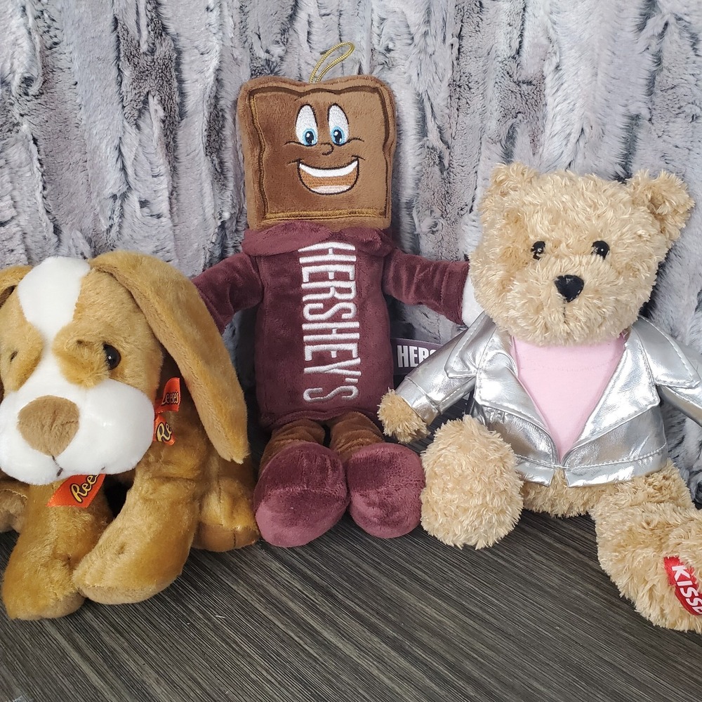 Hershey's Plush Bear, Dog, Candy Bar - Kisses,‎ Reese's, Chocolate